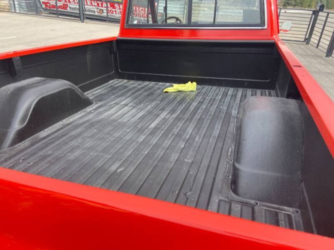 Unknown-C10-1969-Orange-Black-13