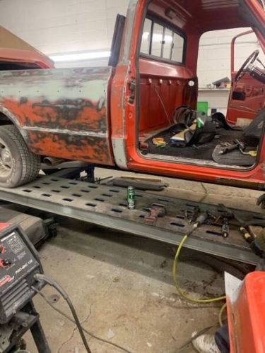 Unknown-C10-1969-Orange-Black-4