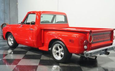 Unknown-C10-1969-Red-Black-1