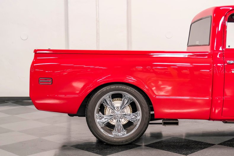 Unknown-C10-1969-Red-Black-13