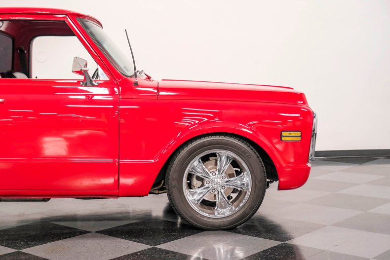Unknown-C10-1969-Red-Black-14