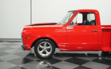 Unknown-C10-1969-Red-Black-18