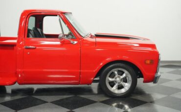 Unknown-C10-1969-Red-Black-19