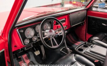 Unknown-C10-1969-Red-Black-2