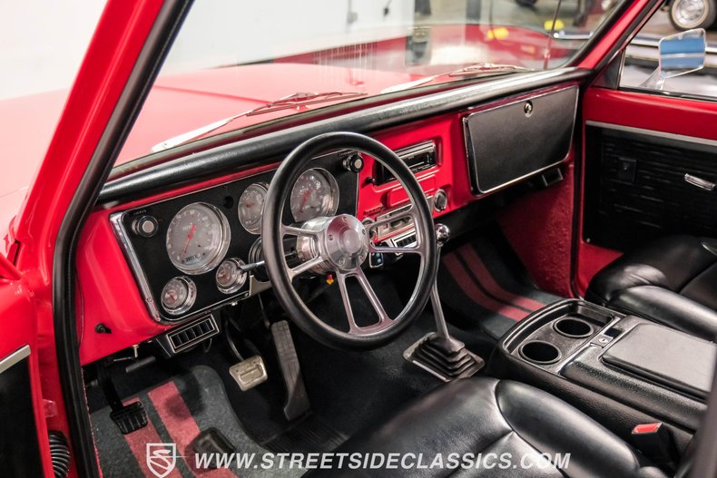 Unknown-C10-1969-Red-Black-2