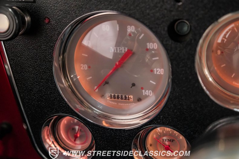 Unknown-C10-1969-Red-Black-20