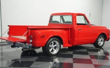 Unknown-C10-1969-Red-Black-22