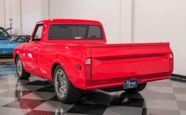 Unknown-C10-1969-Red-Black-24