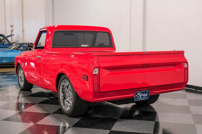 Unknown-C10-1969-Red-Black-24