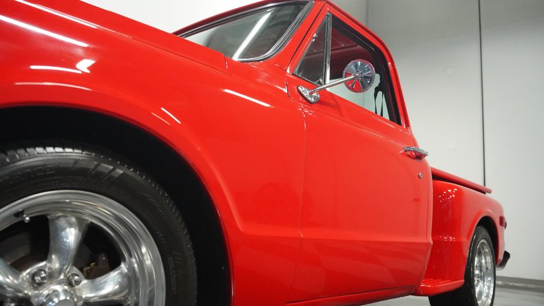 Unknown-C10-1969-Red-Black-25