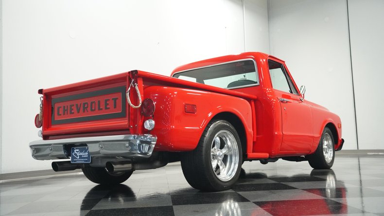 Unknown-C10-1969-Red-Black-27