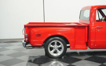 Unknown-C10-1969-Red-Black-29