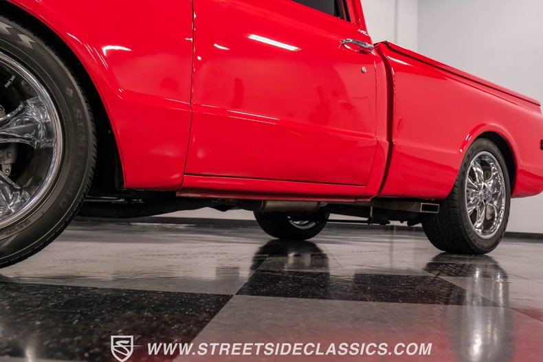 Unknown-C10-1969-Red-Black-36