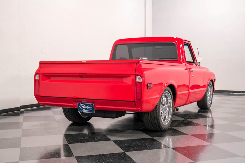 Unknown-C10-1969-Red-Black-39