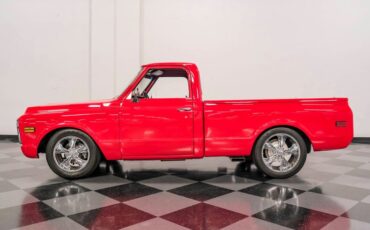 Unknown-C10-1969-Red-Black-4
