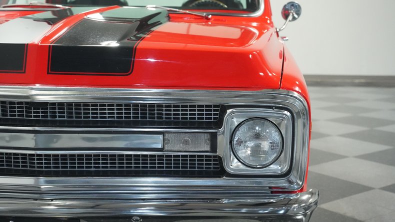 Unknown-C10-1969-Red-Black-4