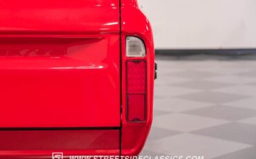Unknown-C10-1969-Red-Black-41