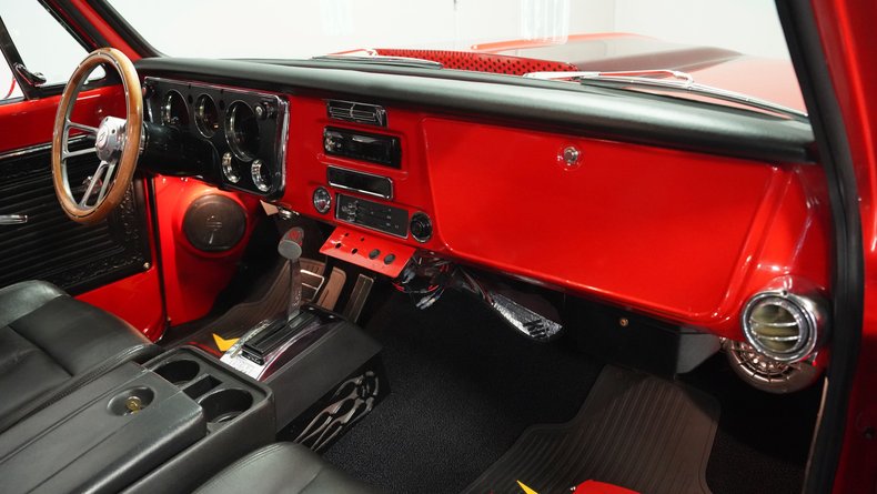 Unknown-C10-1969-Red-Black-41