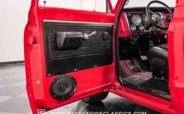 Unknown-C10-1969-Red-Black-45