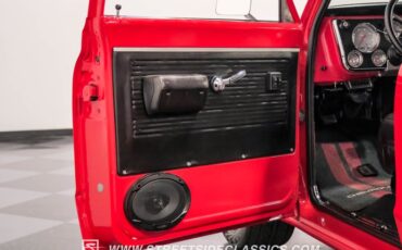 Unknown-C10-1969-Red-Black-46