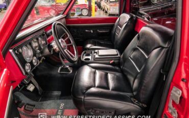 Unknown-C10-1969-Red-Black-48