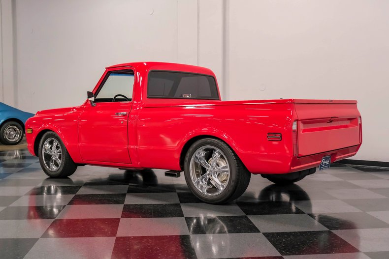 Unknown-C10-1969-Red-Black-5