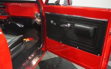 Unknown-C10-1969-Red-Black-7