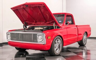 Unknown-C10-1969-Red-Black-8