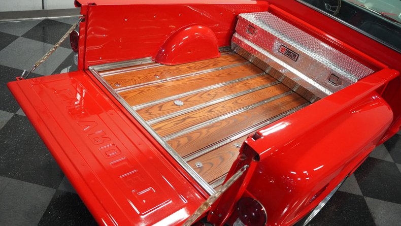 Unknown-C10-1969-Red-Black-8