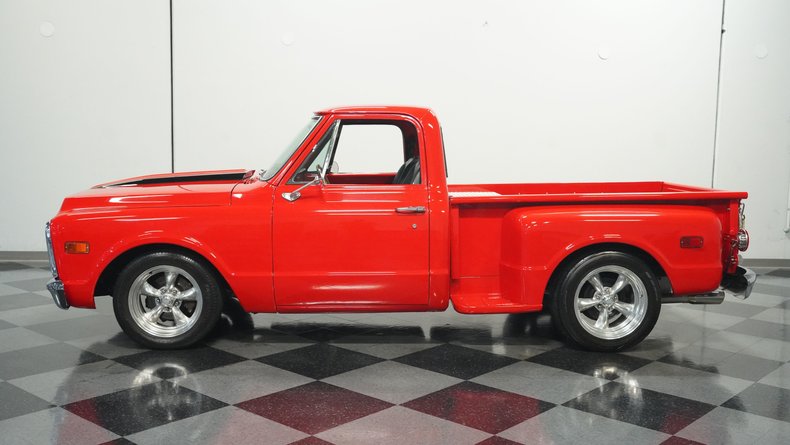 Unknown-C10-1969-Red-Black