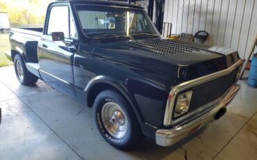 Unknown-C10-1970-Black