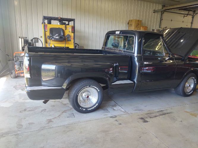 Unknown-C10-1970-Black-5
