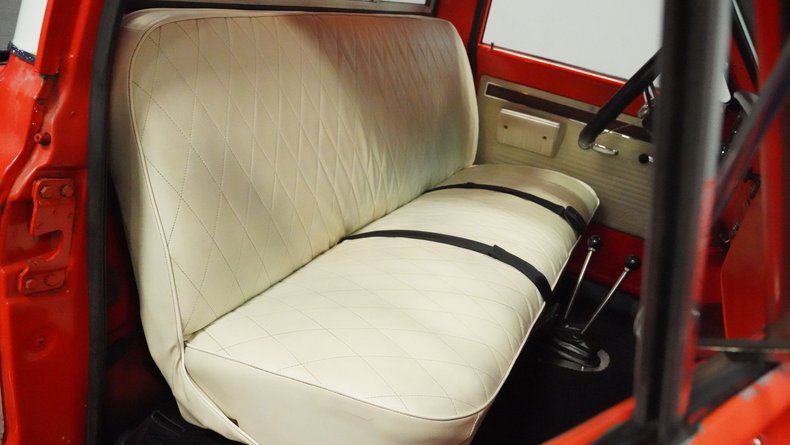 Unknown-C10-1970-Orange-White-15
