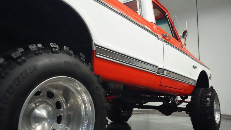 Unknown-C10-1970-Orange-White-18
