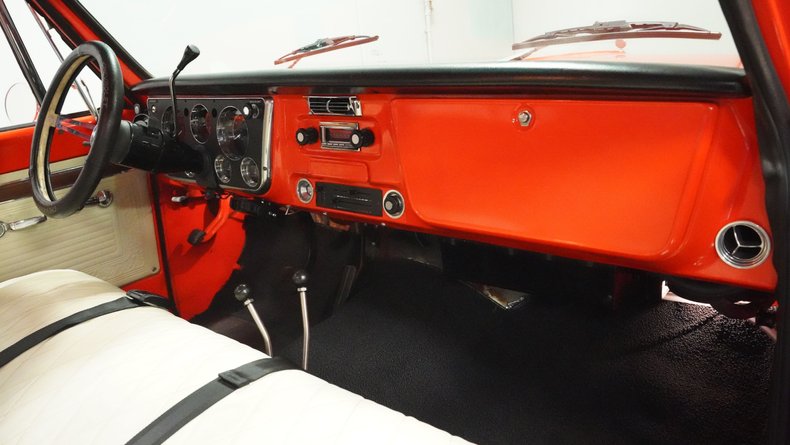 Unknown-C10-1970-Orange-White-4