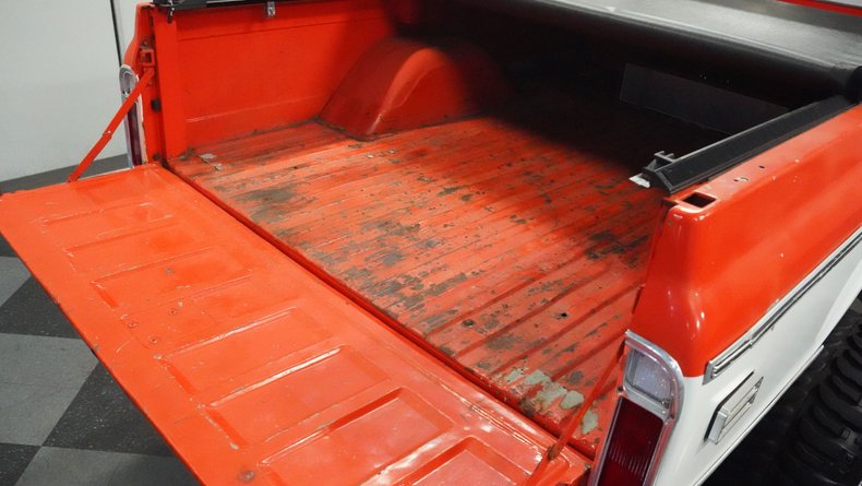 Unknown-C10-1970-Orange-White-48