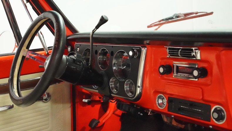Unknown-C10-1970-Orange-White-5