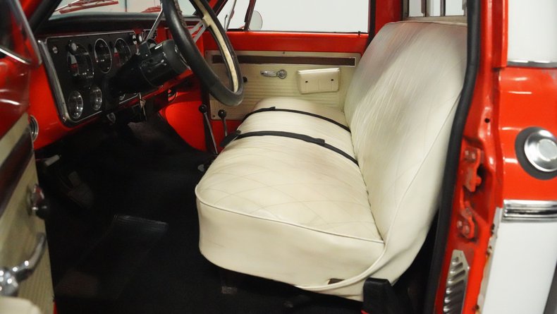 Unknown-C10-1970-Orange-White-8
