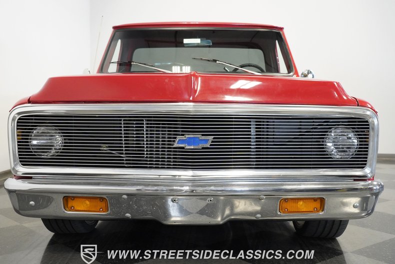 Unknown-C10-1970-Red-Black-11