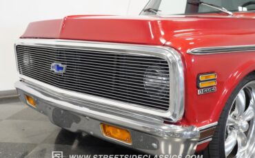 Unknown-C10-1970-Red-Black-12
