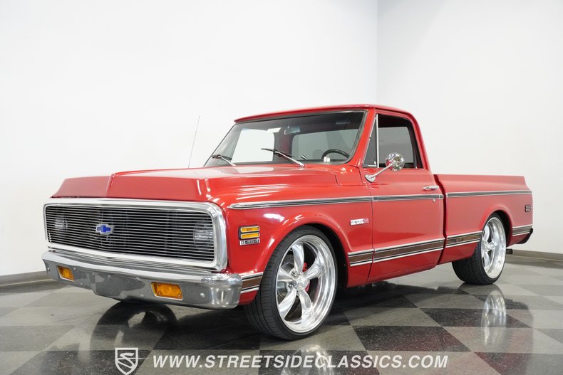 Unknown-C10-1970-Red-Black-13