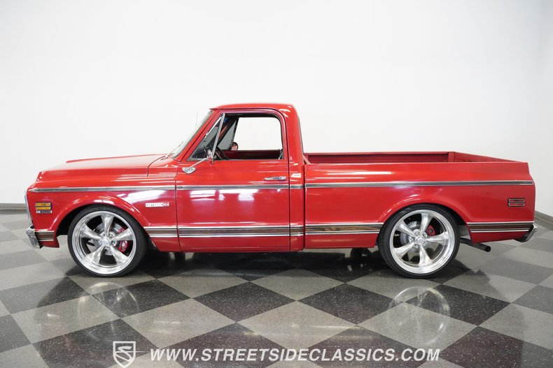 Unknown-C10-1970-Red-Black-14