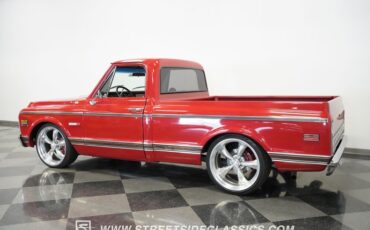 Unknown-C10-1970-Red-Black-15