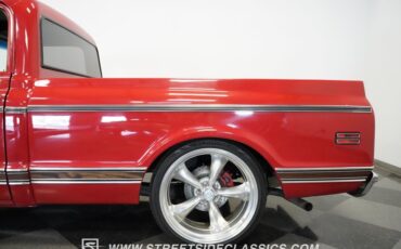 Unknown-C10-1970-Red-Black-18