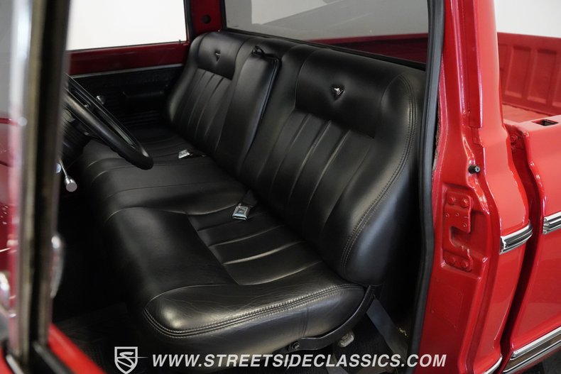 Unknown-C10-1970-Red-Black-22