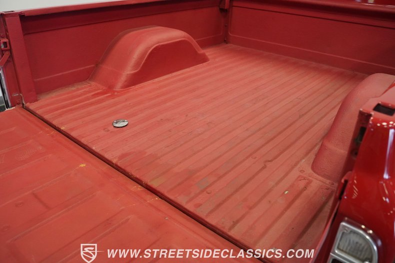 Unknown-C10-1970-Red-Black-26