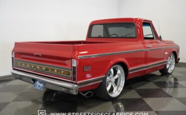 Unknown-C10-1970-Red-Black-29