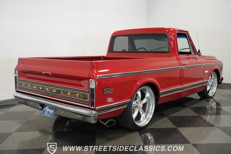 Unknown-C10-1970-Red-Black-29