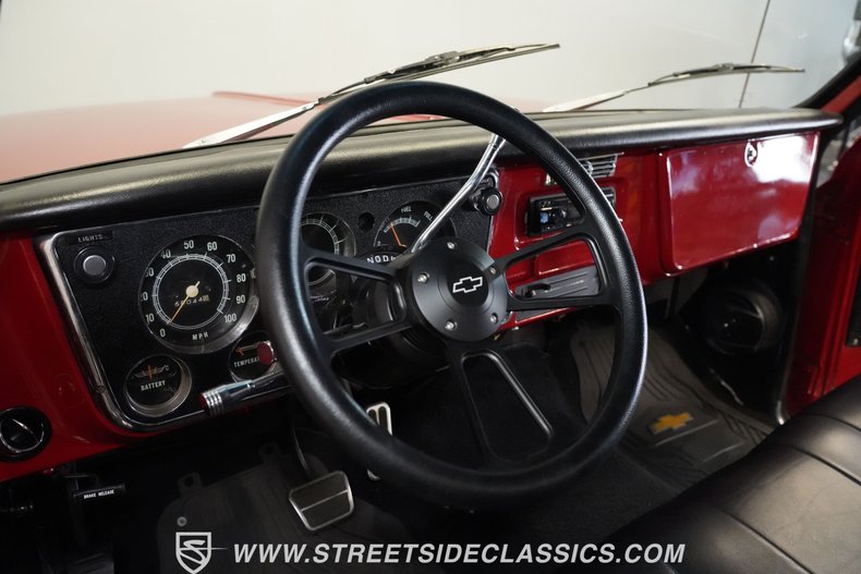 Unknown-C10-1970-Red-Black-3