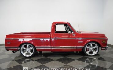 Unknown-C10-1970-Red-Black-31